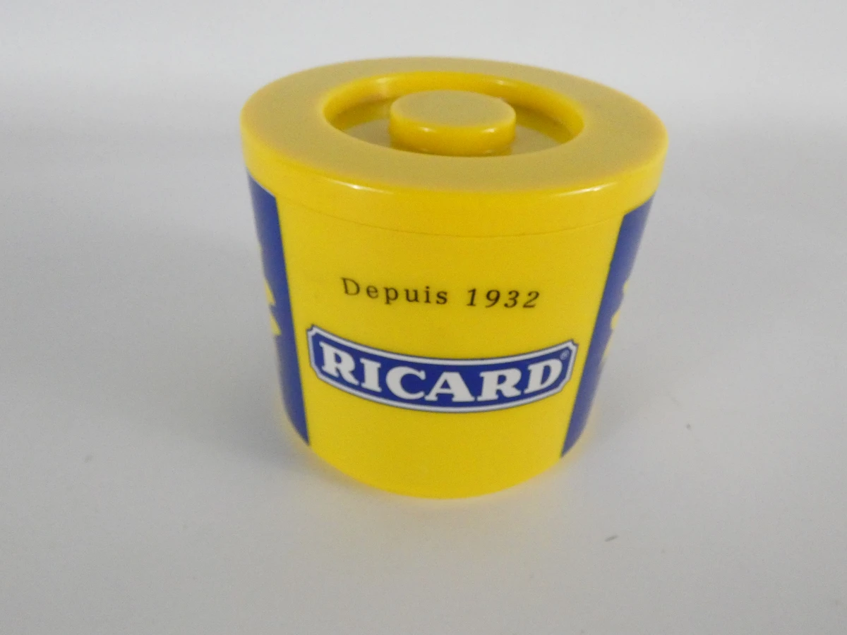 Gevarieerd lot Ricard-verzamelobjecten