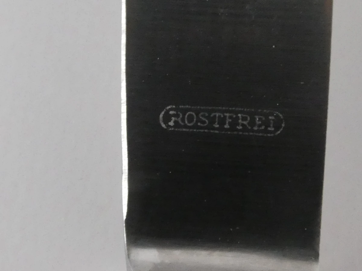 Groot en gevarieerd lot verzilverd en roestvrijstalen bestek