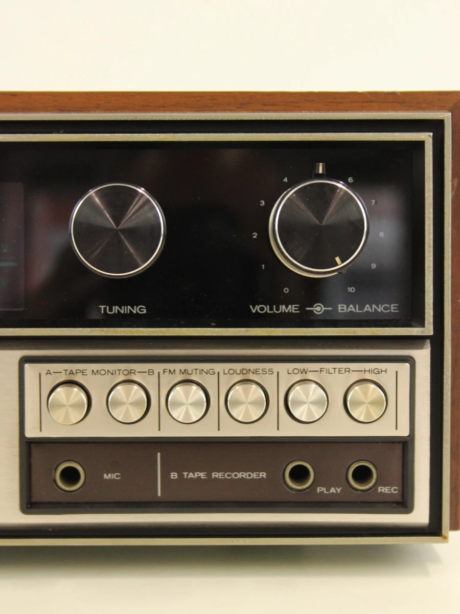 Kenwood KR-6200 Stereo Receiver jaren 70