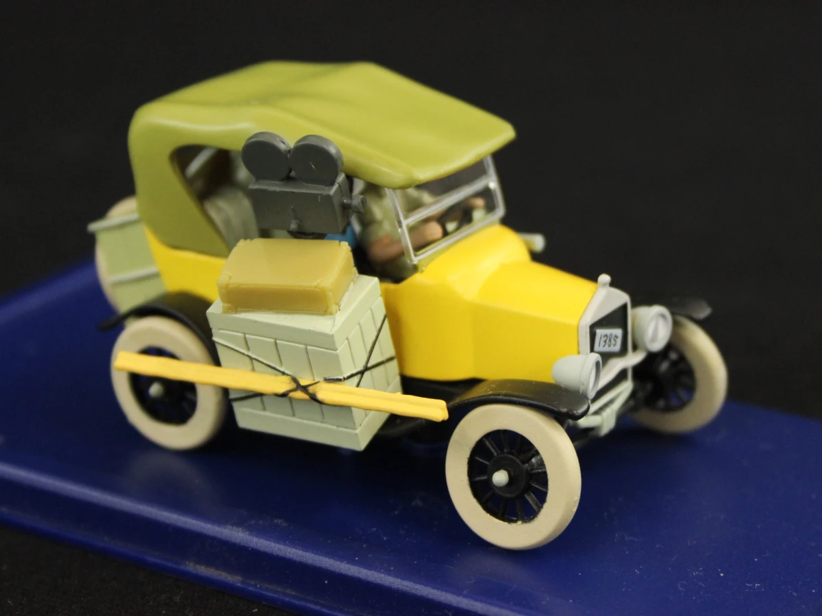 Miniatuur: Kuifje in Congo, Ford T 1910