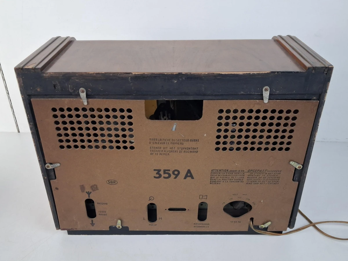 Vintage SBR buizenradio