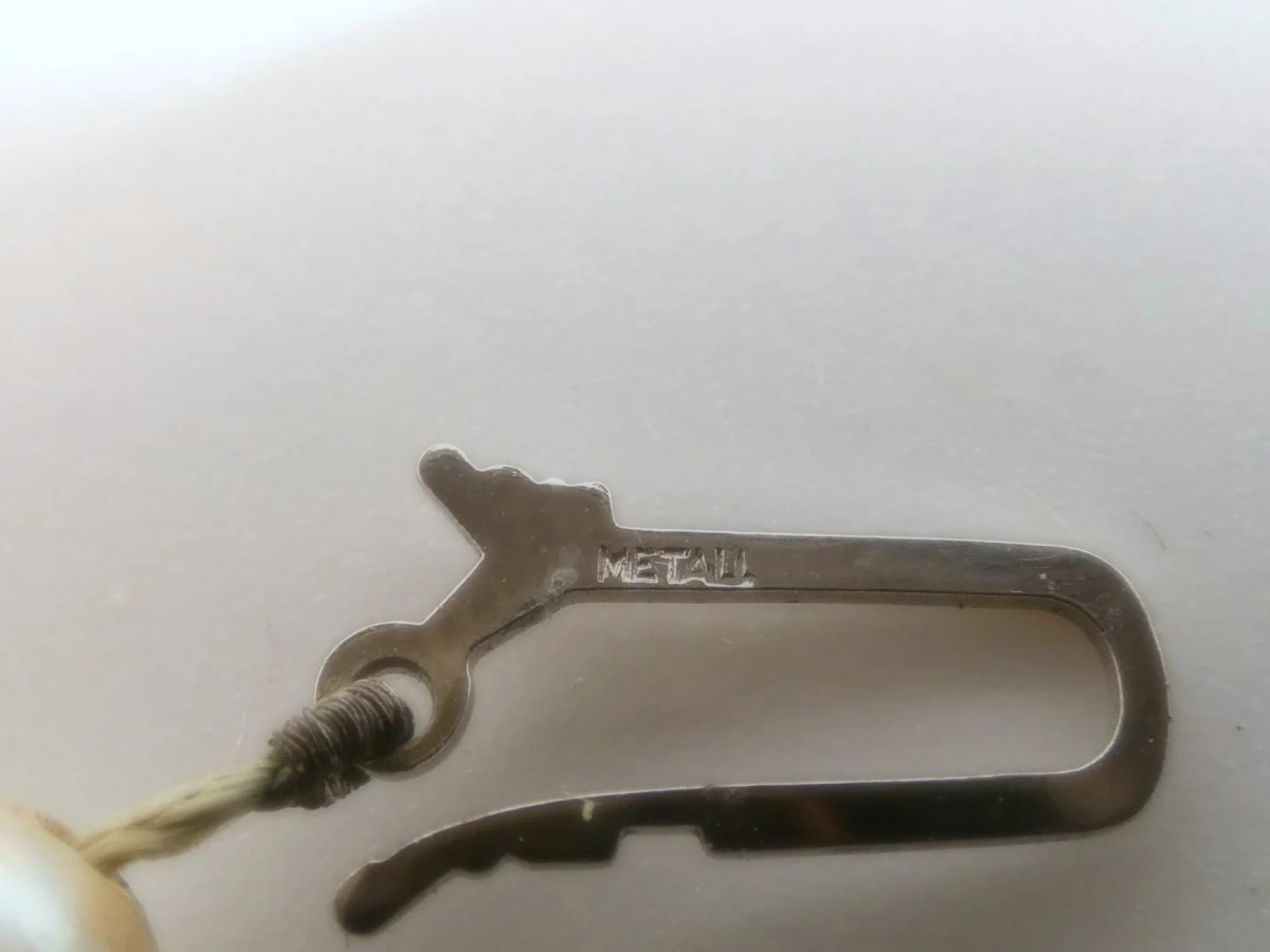 Parelketting met bewerkte sluiting