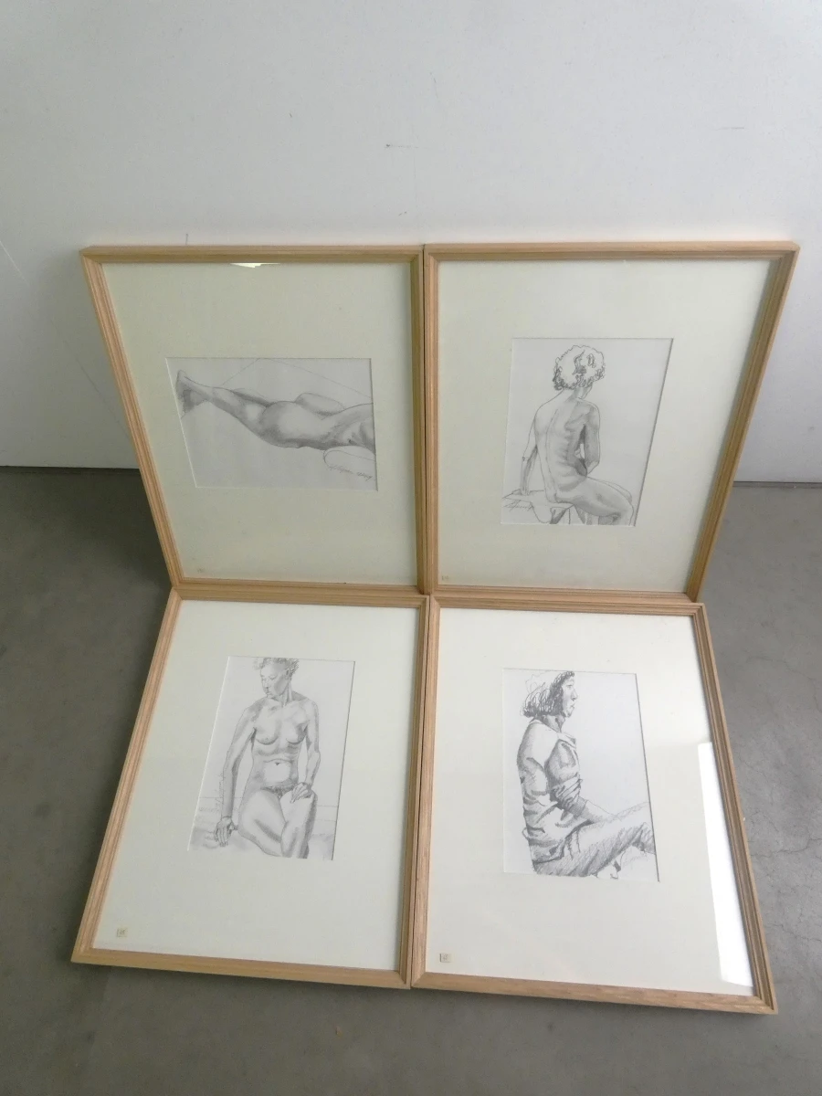 Set van 4 ingelijste potloodtekeningen, gesigneerd