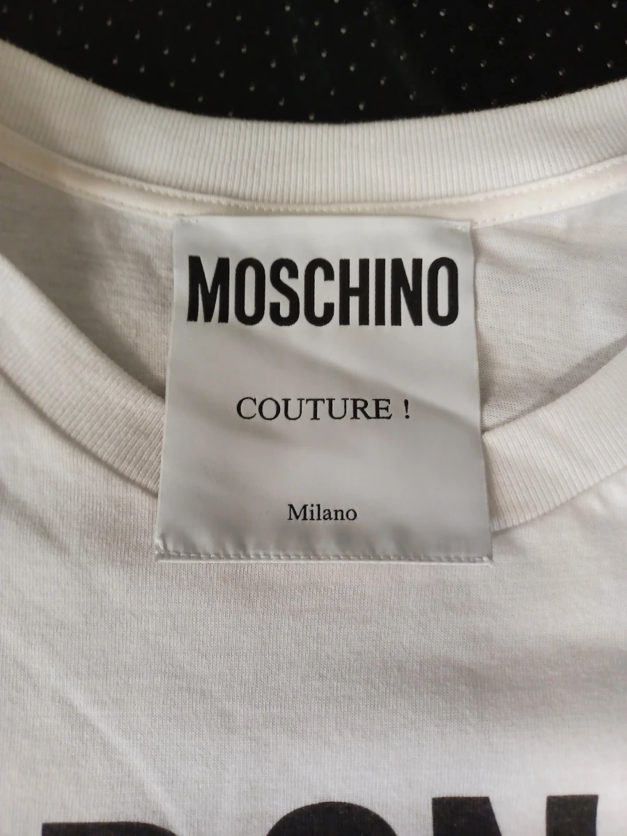 Moschino Couture! T-Shirt – "I Don't Speak Italian But I Do Speak Moschino" - foto 9