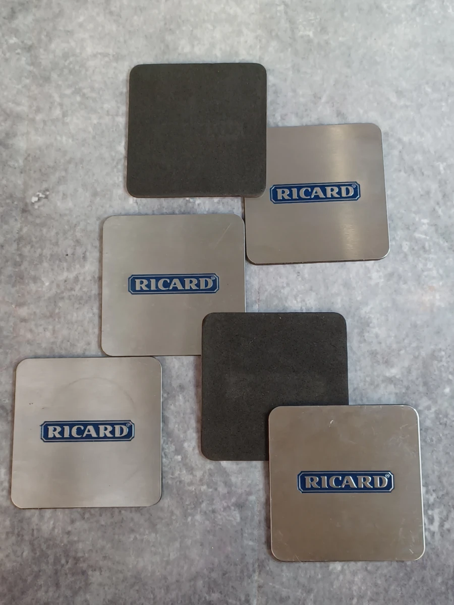 Kavel van Ricard met 10 glazen, 6 onderleggers en 2 kannen - foto 8