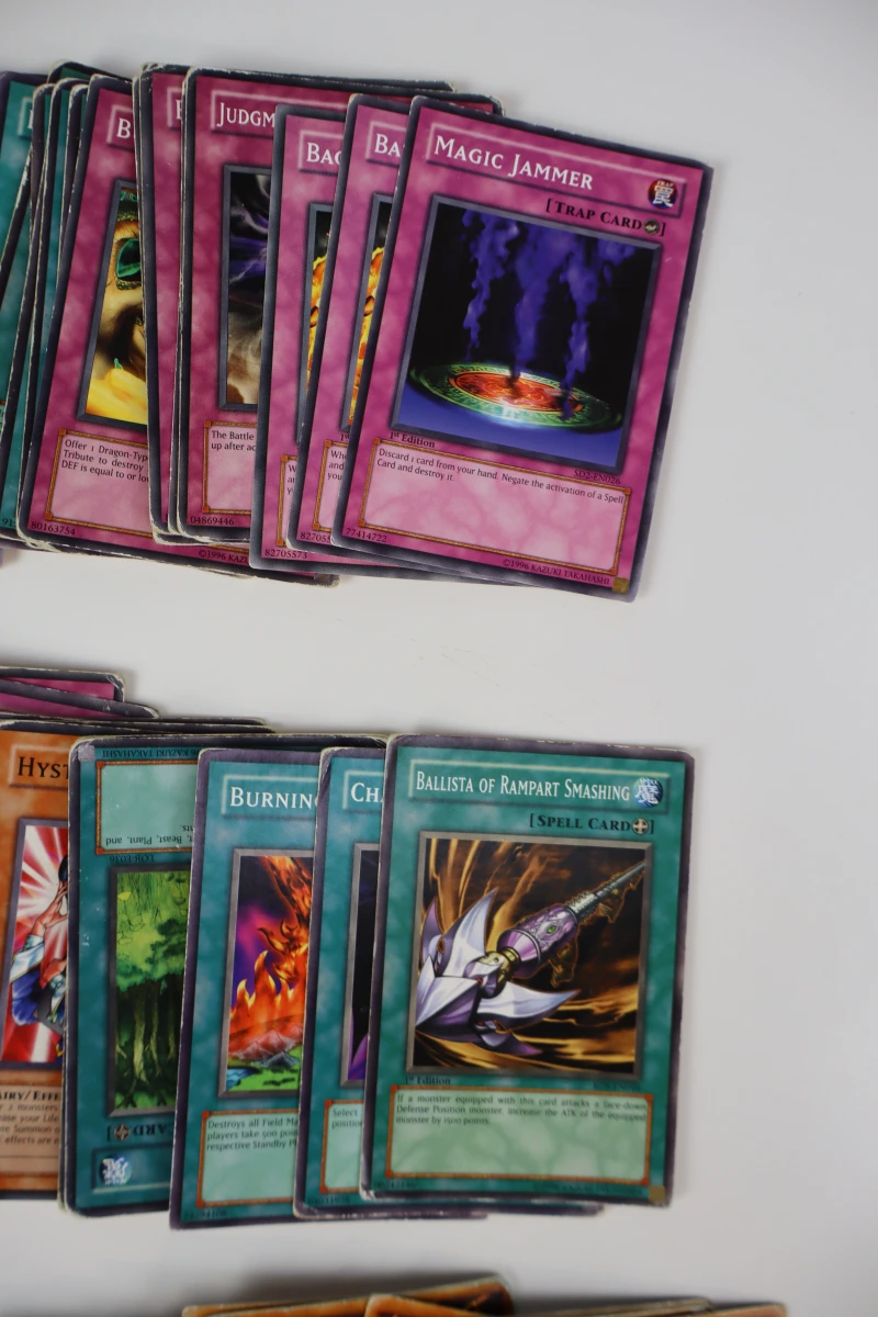 Verzameling van 264 speelkaarten Yu-Gi-Oh!