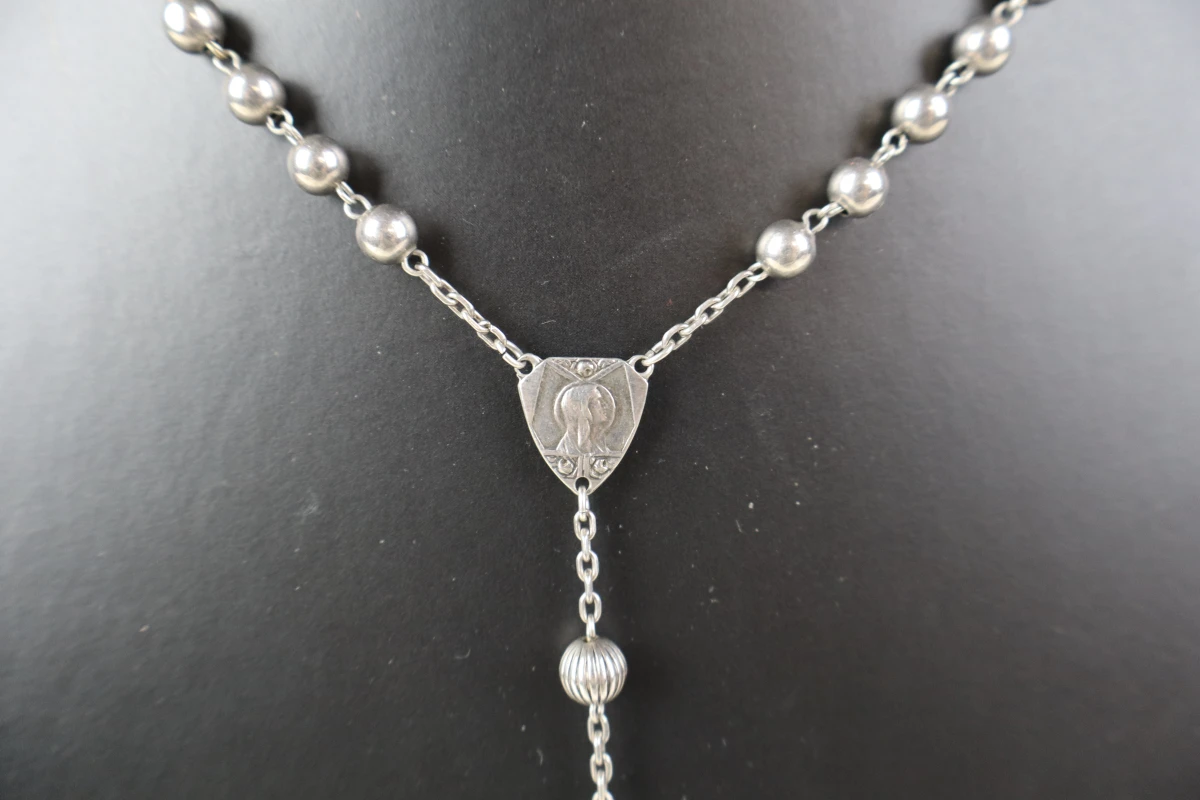 Antieke Rozenkrans met Kruishanger in 800 Zilver