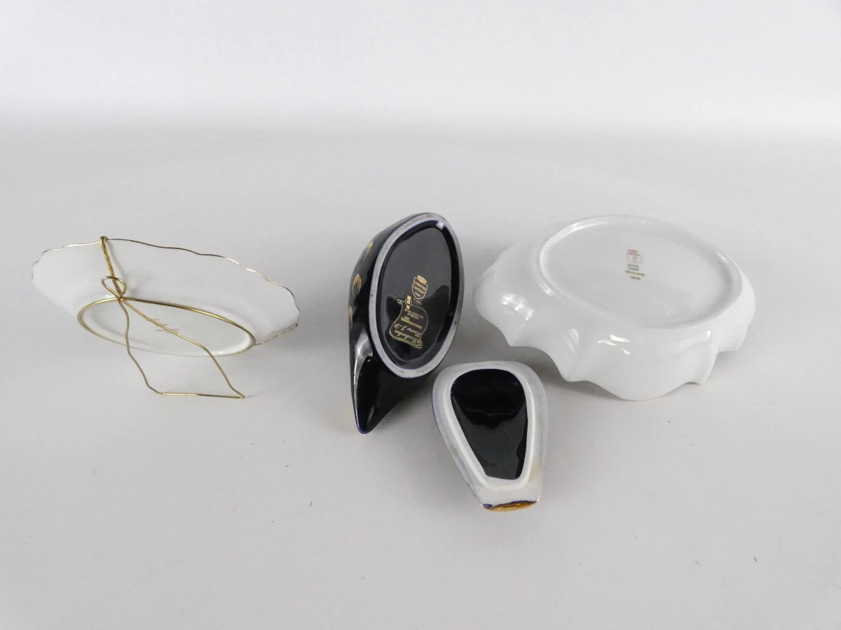 Set van 3 Limoges porseleinen decoratieve borden en eend