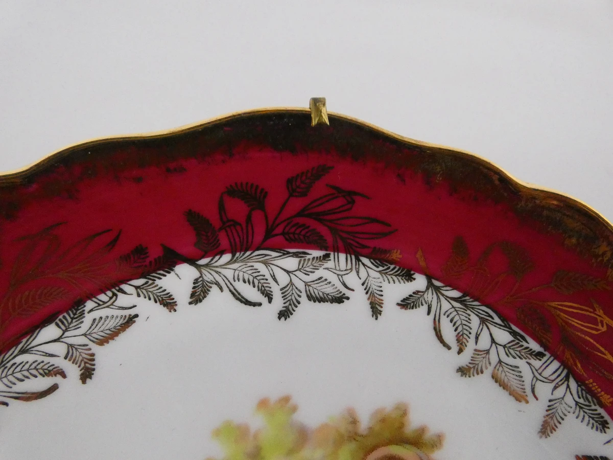 Set van 3 Limoges porseleinen decoratieve borden en eend
