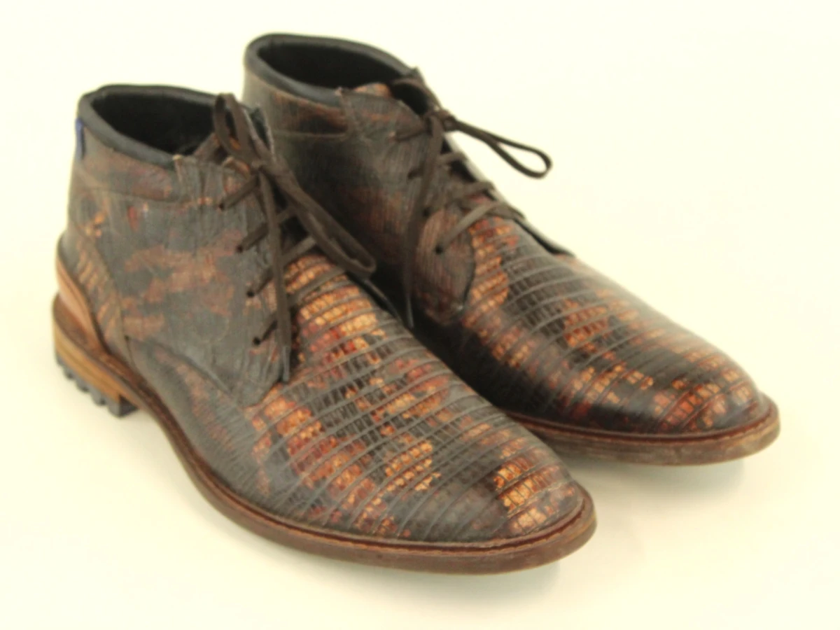 Floris van Bommel lederen veterschoenen met reptielmotief