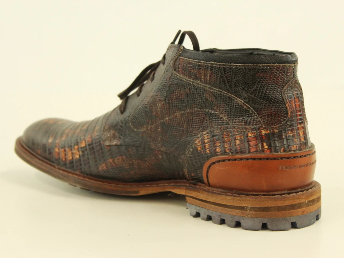Floris van Bommel lederen veterschoenen met reptielmotief