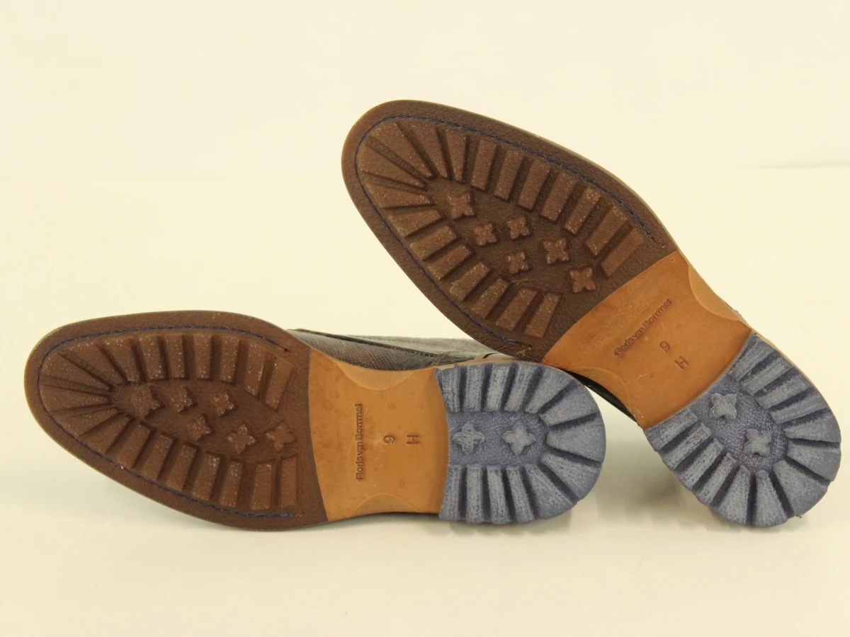 Floris van Bommel lederen veterschoenen met reptielmotief