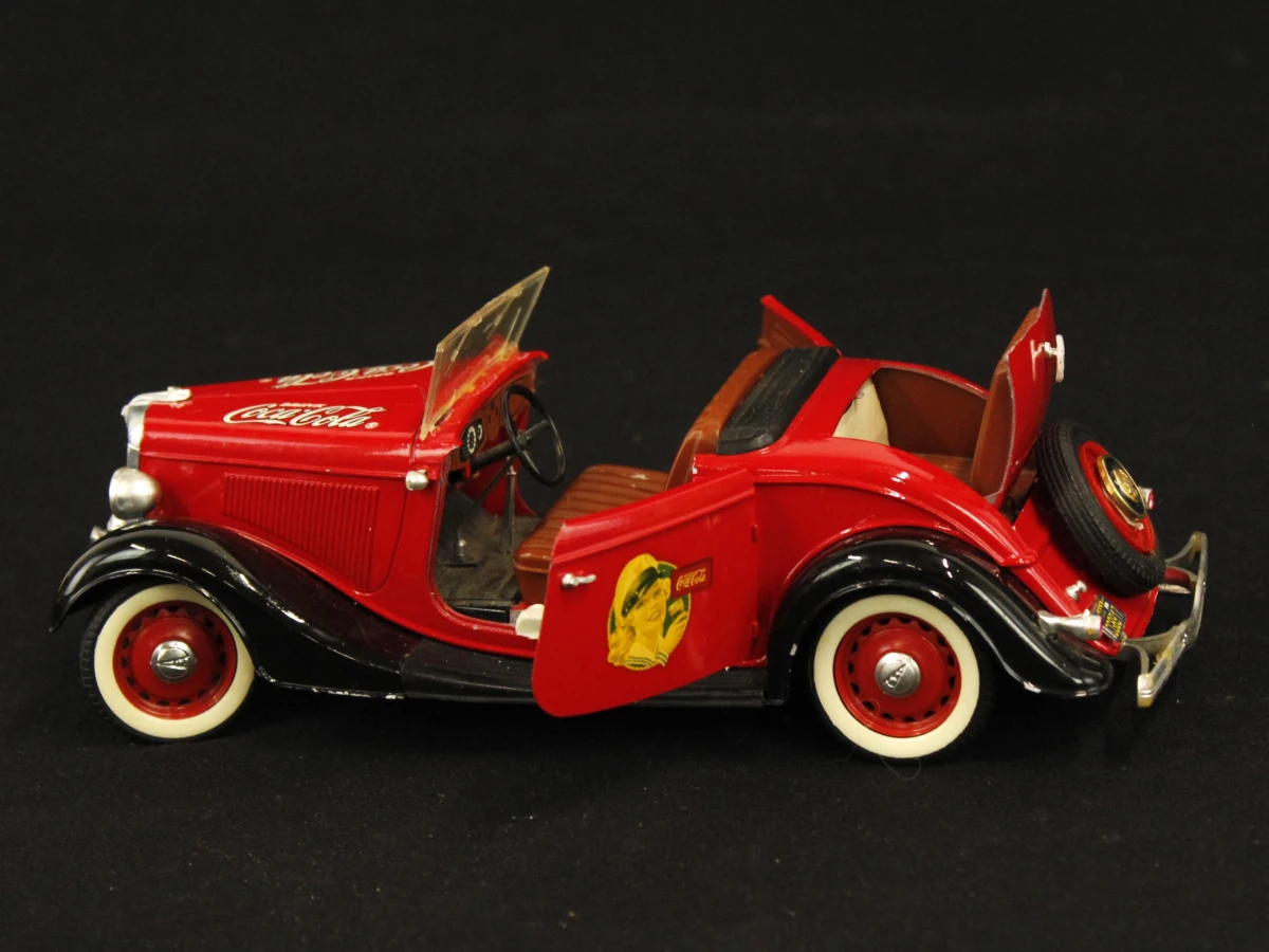 Set van 4 vintage Coca-Cola modelauto's - Solido