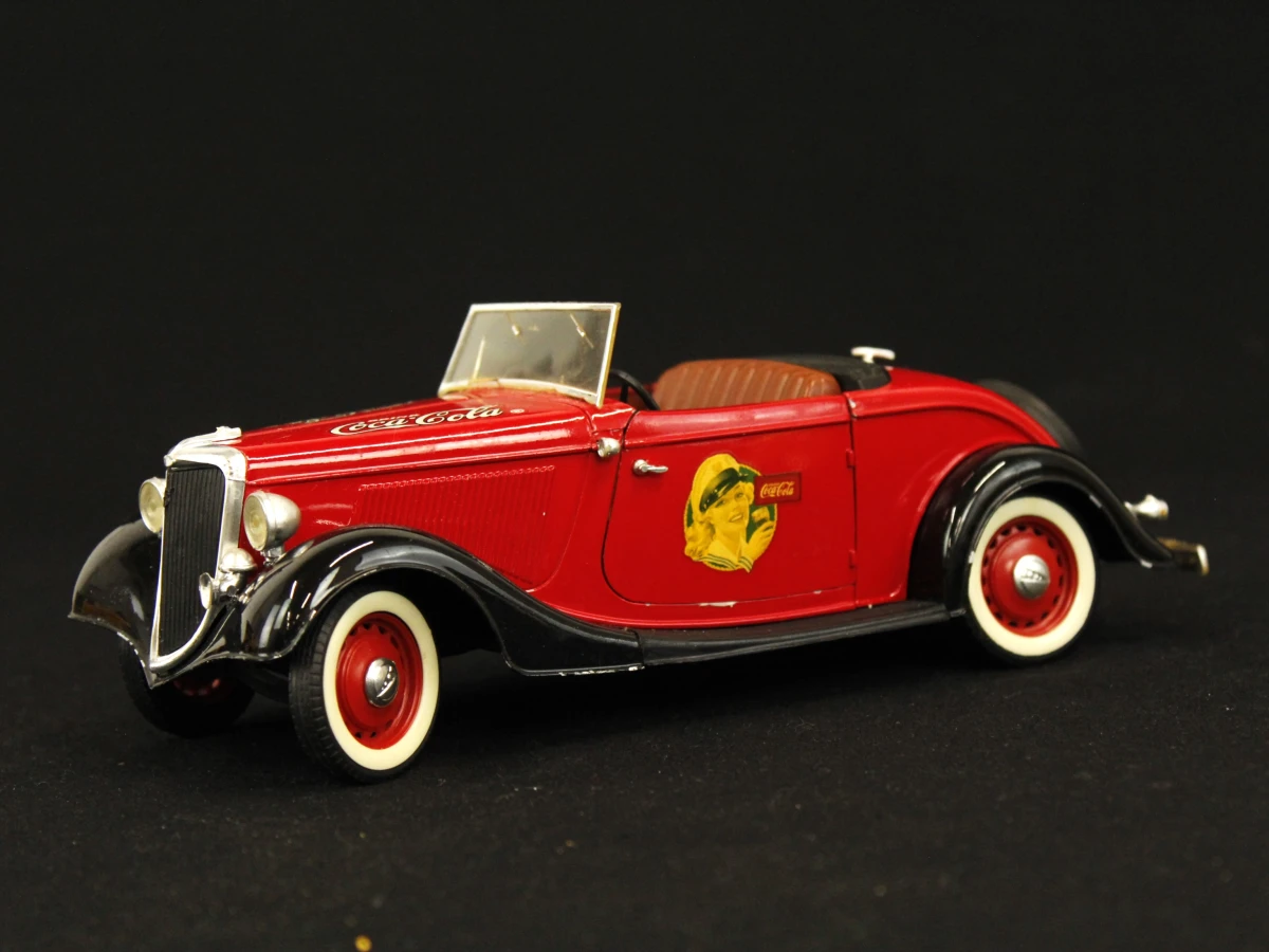 Set van 4 vintage Coca-Cola modelauto's - Solido