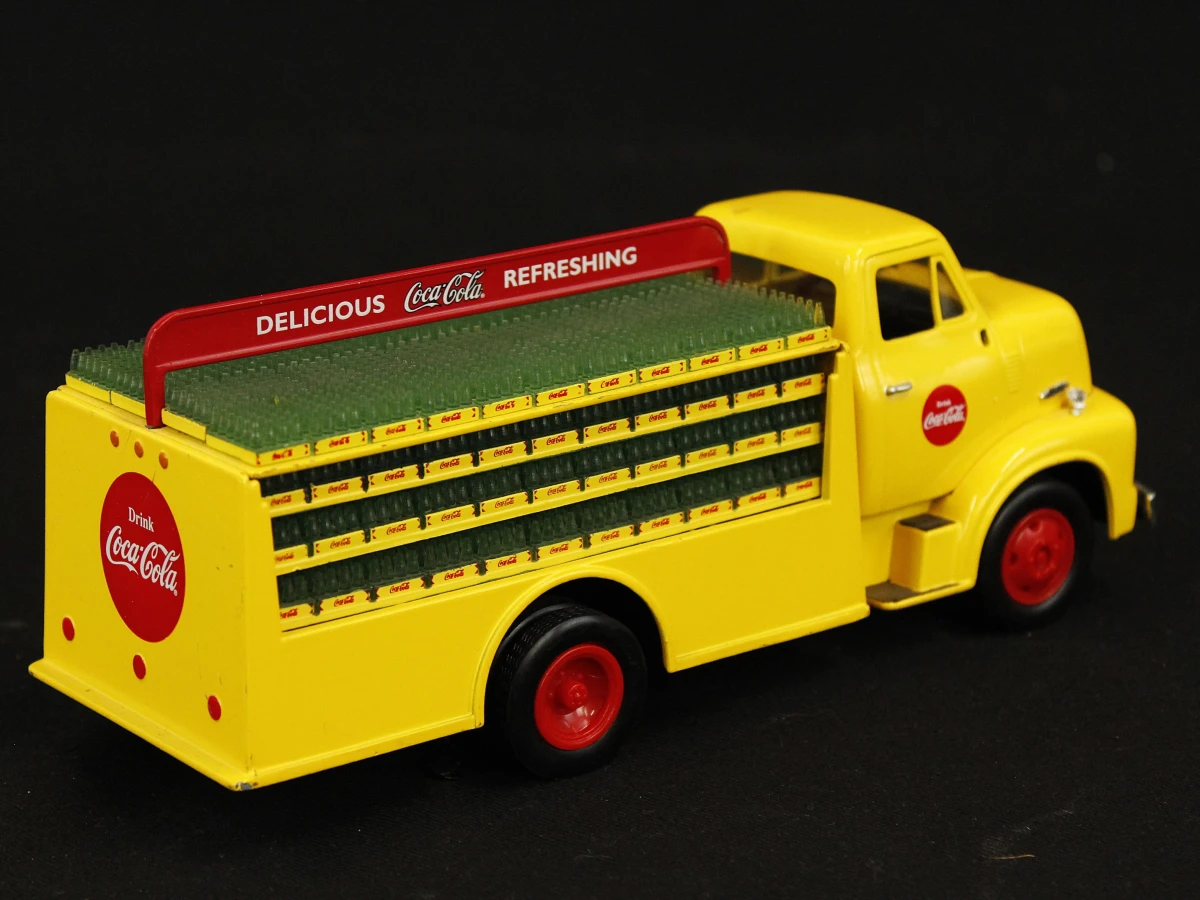 Set van 4 vintage Coca-Cola modelauto's - Solido