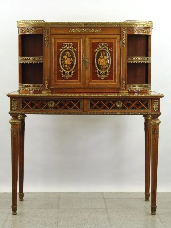Franse Louis XVI stijl bonheur-du-jour / schrijfbureau met marqueterie en vergulde bronzen details