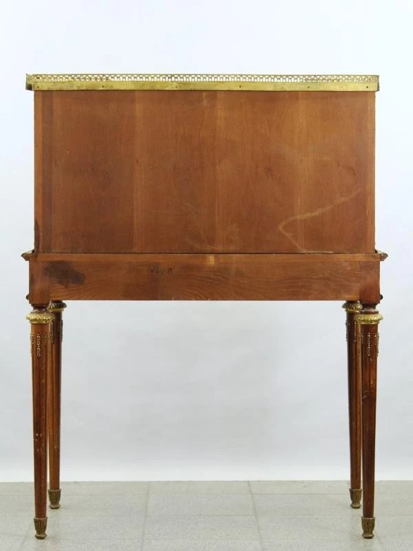 Franse Louis XVI stijl bonheur-du-jour / schrijfbureau met marqueterie en vergulde bronzen details