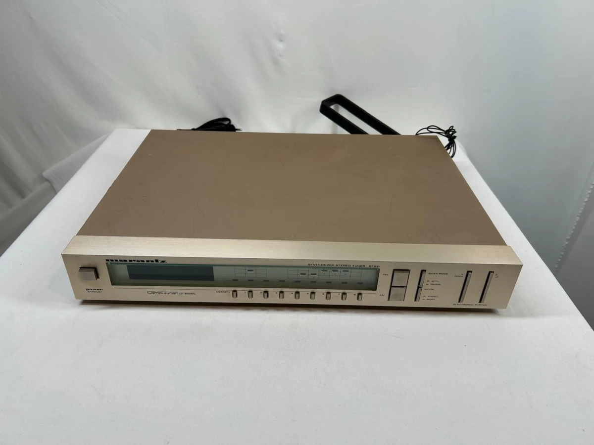 Marantz FM/AM tuner ST 521