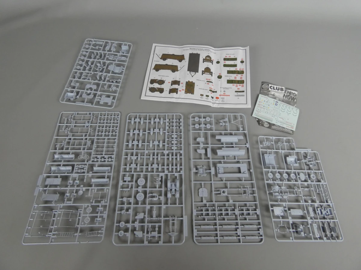 Airfix Bomber Re-supply Vehicles Modelbouwset