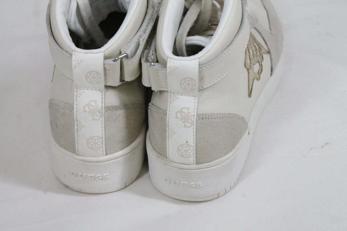 Guess Vyves hoge damessneakers - Maat 38