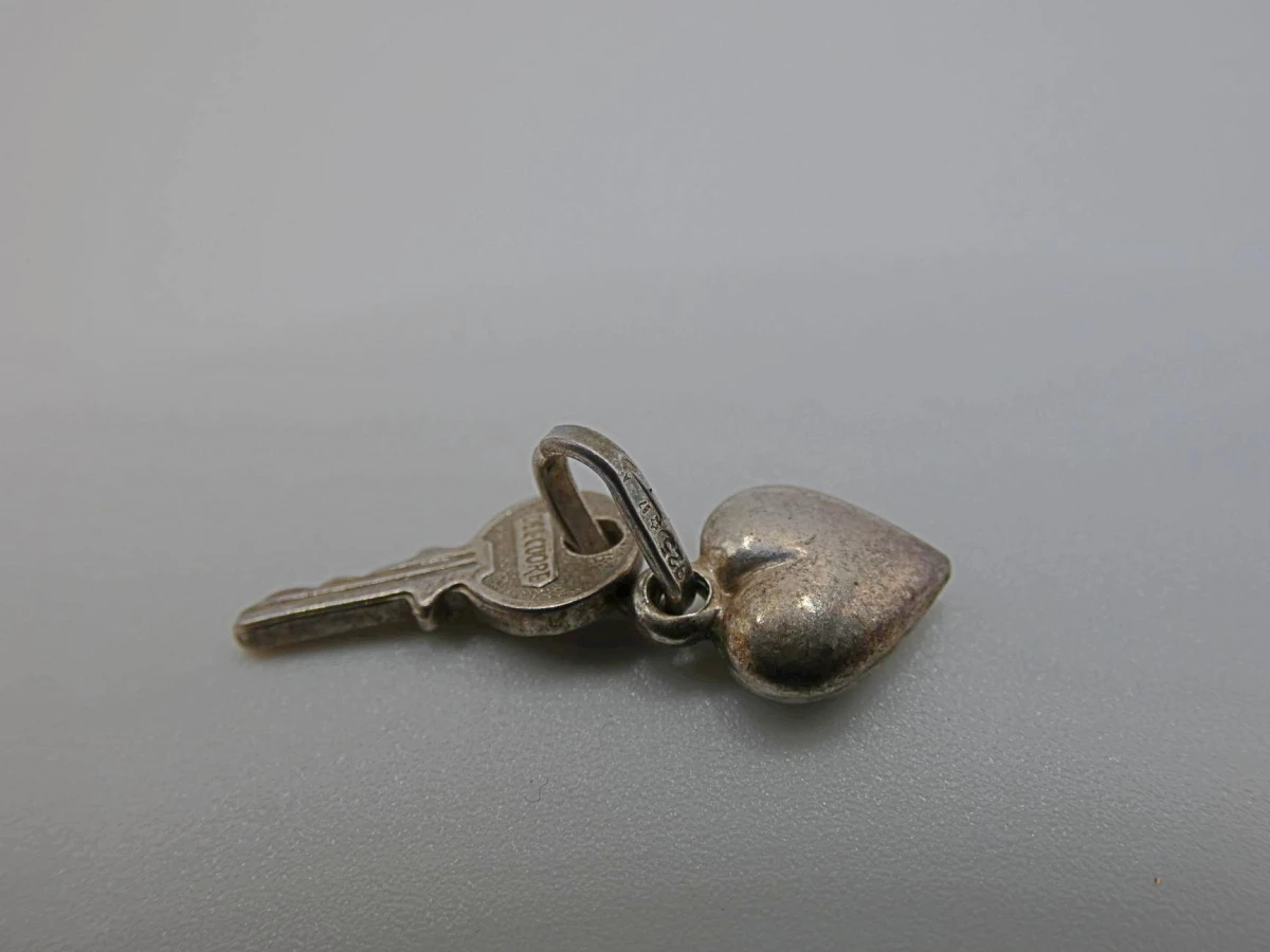 Zilveren Hanger - Sleutel & Hartje ("Del Cuore")
