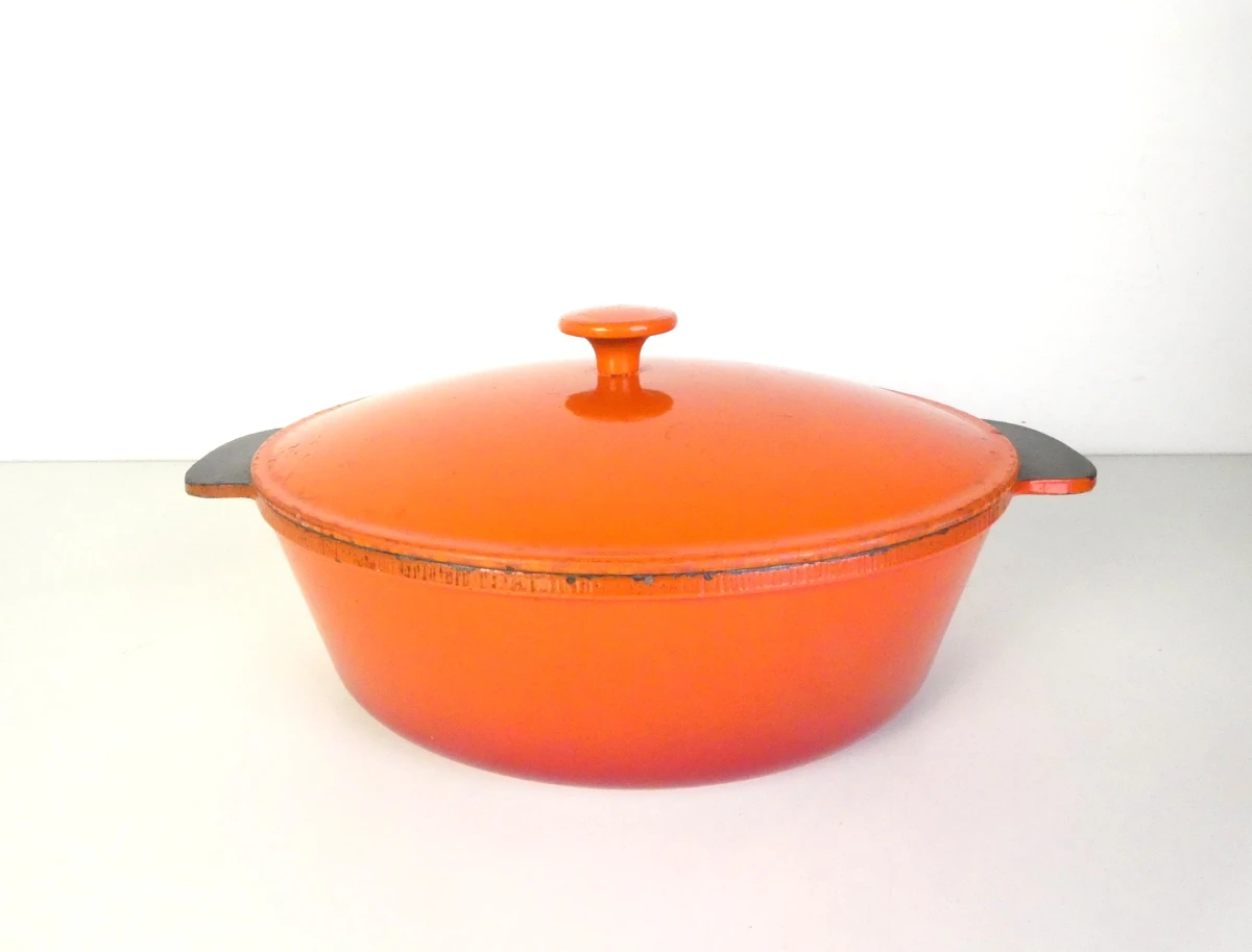 Vintage gietijzeren braadpan / cocotte met deksel