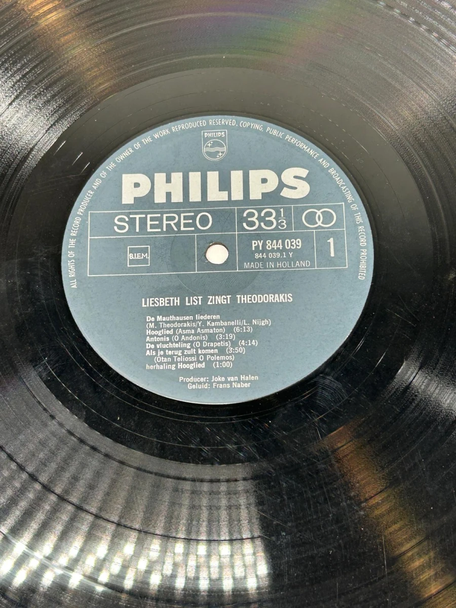LP Liesbeth List zingt Theodorakis
