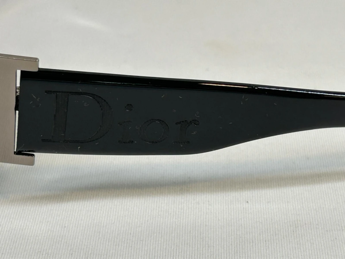 Zwarte Dior zonnebril