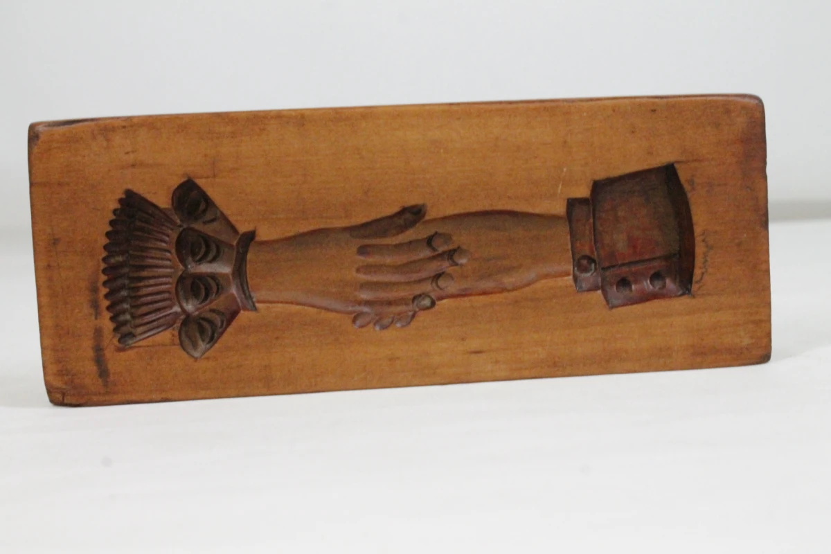 3 Antieke houten botervormen