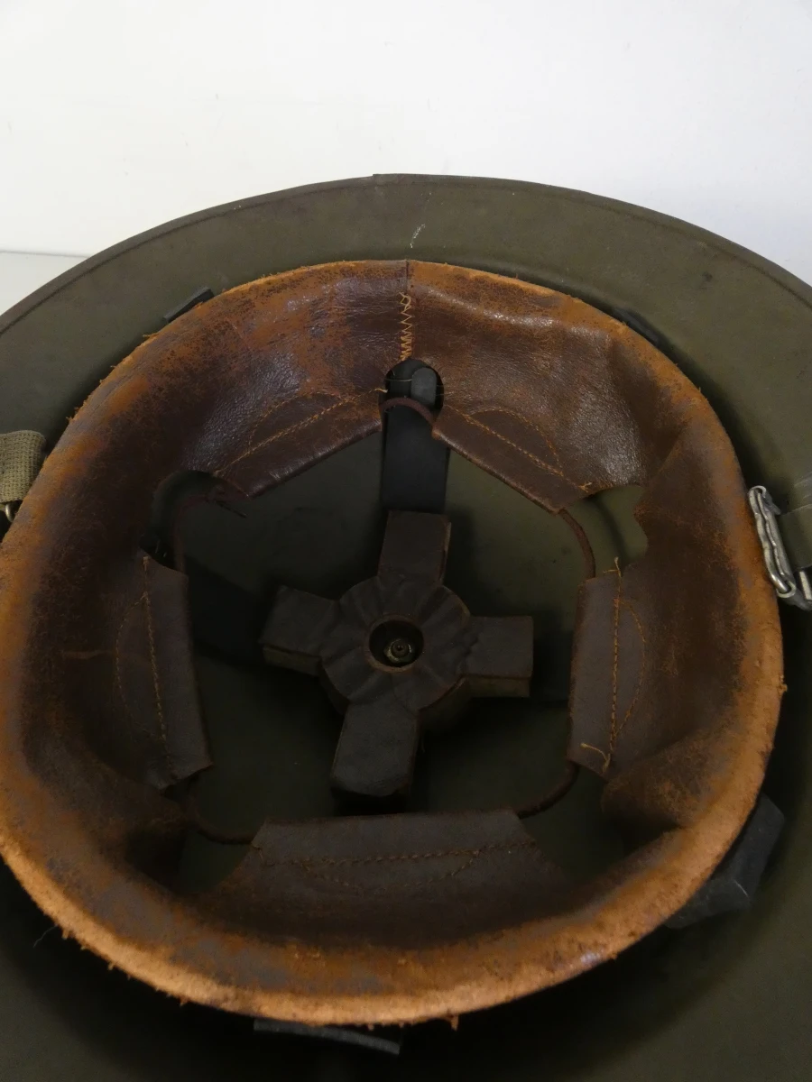 Belgische M49 Gevechtshelm