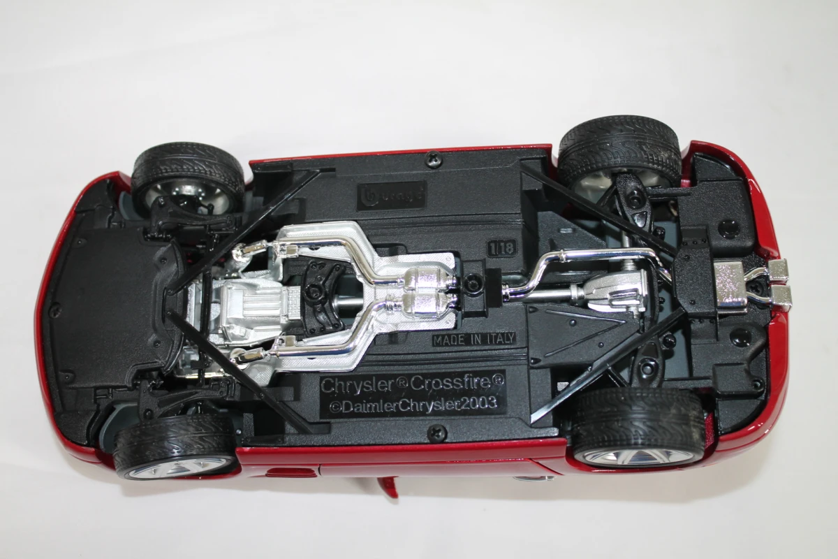 Bbrago rode Chrysler Crossfire Coupe schaalmodel
