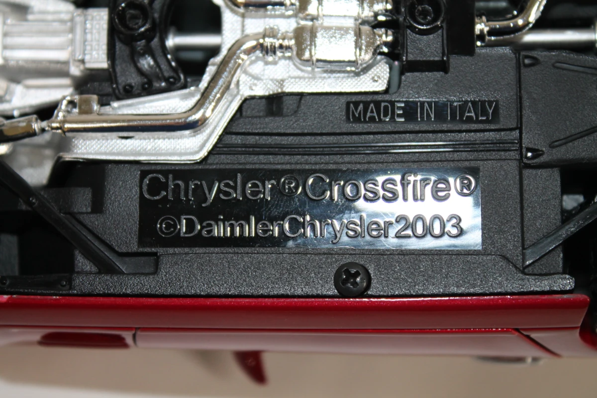 Bbrago rode Chrysler Crossfire Coupe schaalmodel