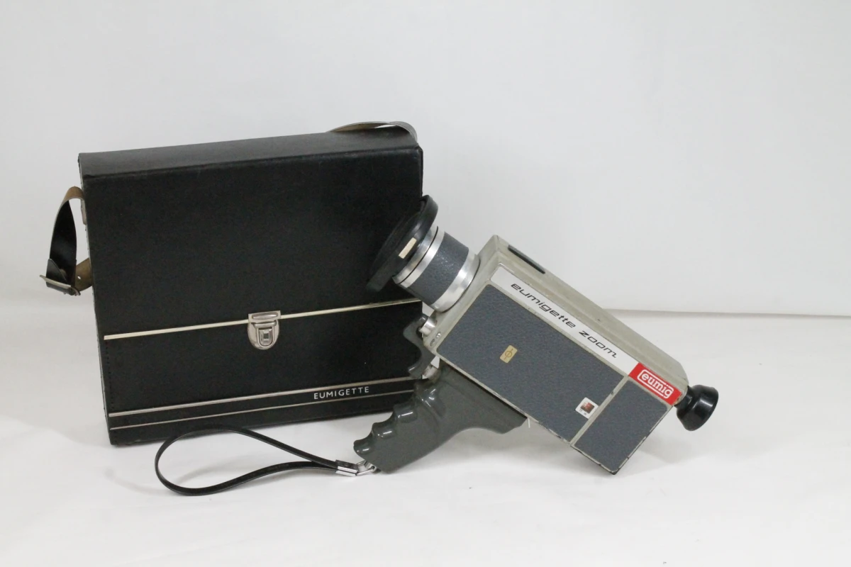 Vintage Eumigette Zoom Super 8 filmcamera met koffer