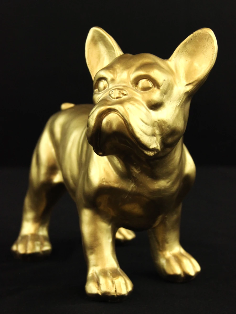 Decoratief beeld van goudkleurige Franse Bulldog in kunststof