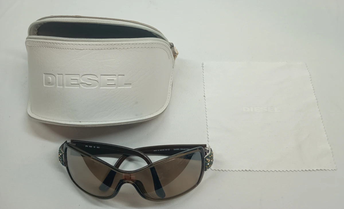 Daniel Swarovski SPX S606 6051 zonnebril met etui
