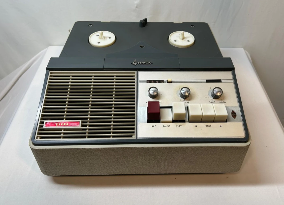Vintage Siera 4-track bandrecorder