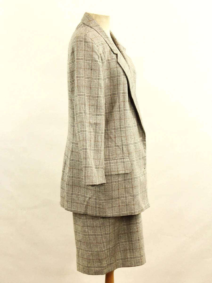 Christian Dior “The Suit” - vintage geruit damesensemble