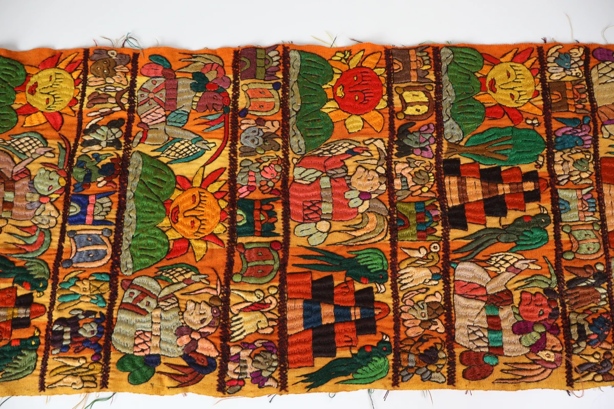 Geborduurd Wandtapijt met Folkloristische Motieven