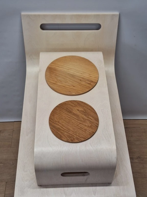 Snow serveertrolley van Ross Lovegrove voor Hackman - Scandinavisch design rond 2000