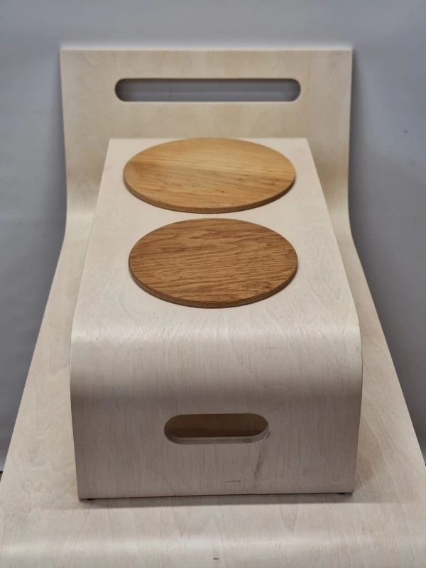 Snow serveertrolley van Ross Lovegrove voor Hackman - Scandinavisch design rond 2000