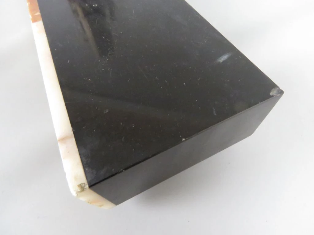 Art deco marmeren klok met vogelbeeld