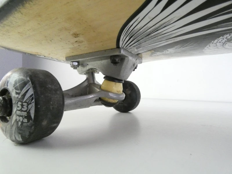 Birdhouse Tony Hawk ‘Hawk Eye’ Skateboard