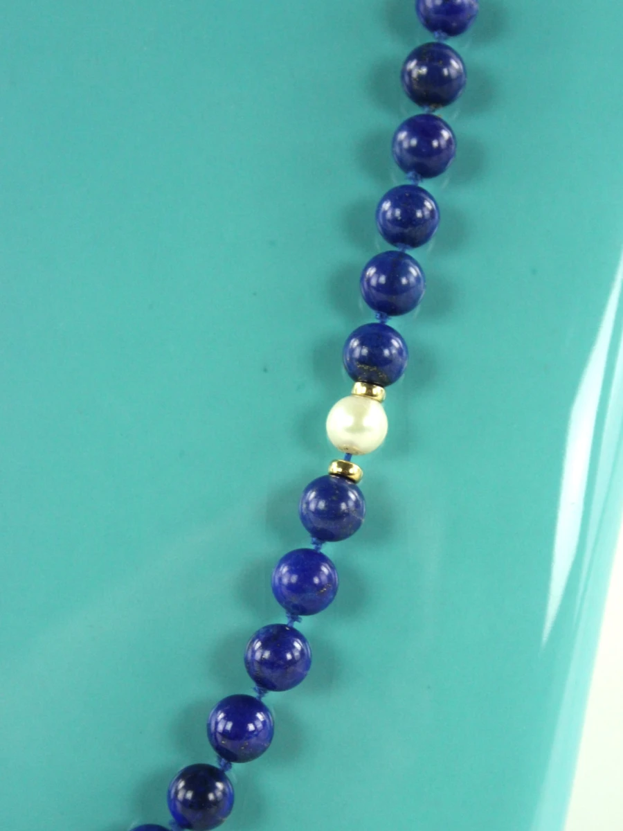 Collier van lapis lazuli met parels en 14 karaat goud