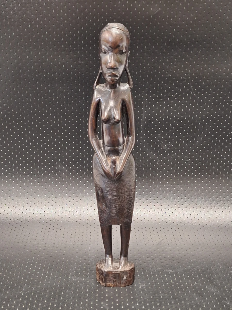 Set van 2 Oost-Afrikaanse ebbenhouten beelden - man en vrouw