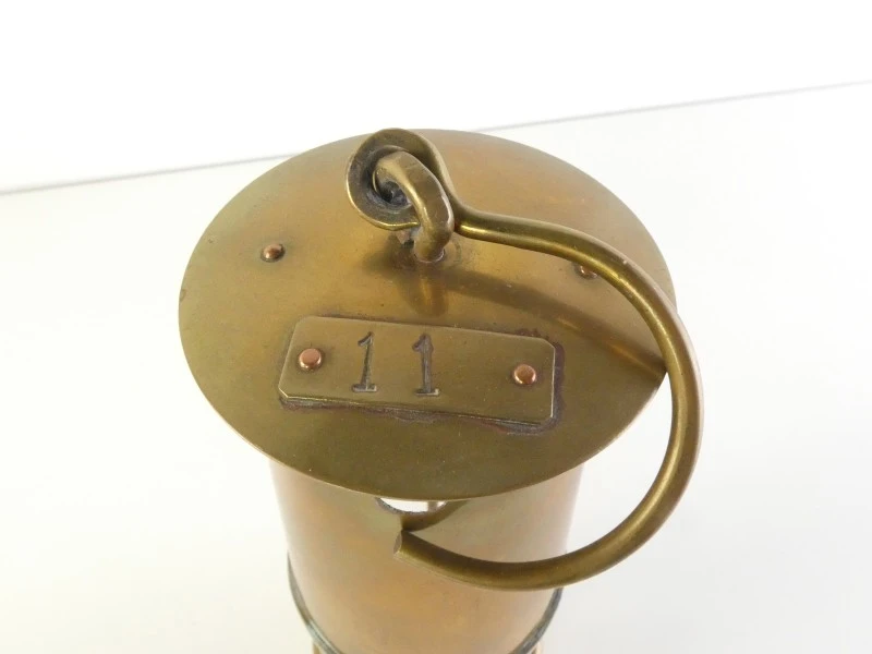 Vintage lampen: trein, fiets, mijnwerkers
