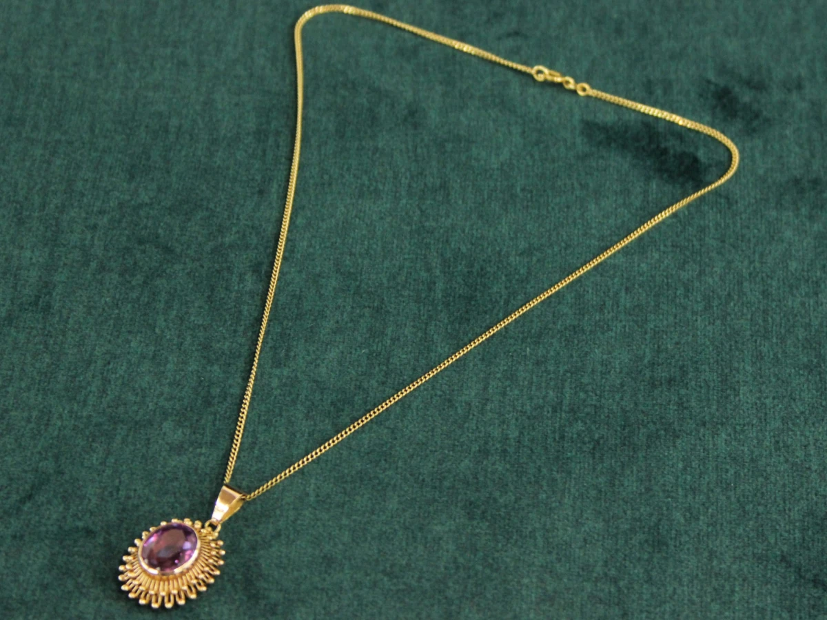 18k gouden ketting met 14k gouden amethisthanger