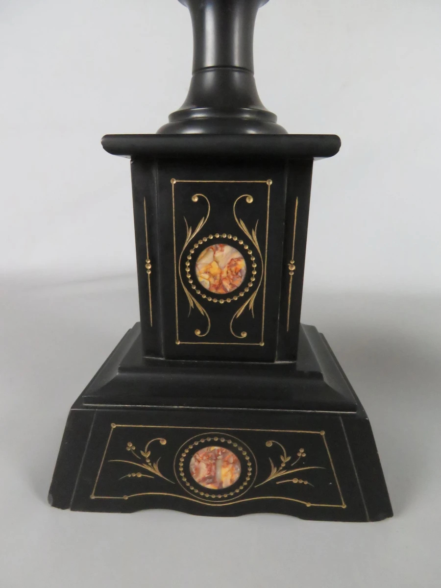 2 schouwstukken
