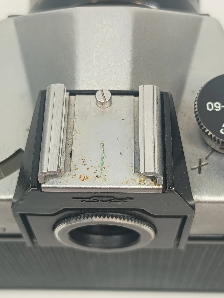 Vintage Zenit-E spiegelreflexcamera met Helios lens