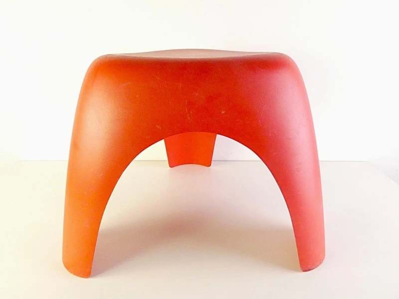 Sori Yanagi 'Elephant Stool' voor Vitra Design Museum