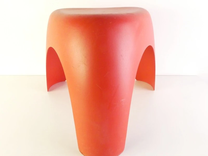 Sori Yanagi 'Elephant Stool' voor Vitra Design Museum